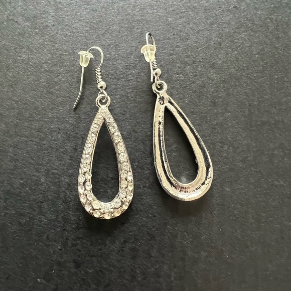 Rhinestone earrings - Picture 2 of 2